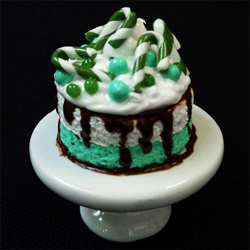 COT10 (cake on a pedestal tray)