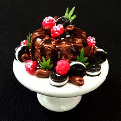 COT8 (cake on a pedestal tray)