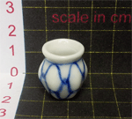 LCV13 (vase with designs)