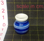 LCV19 (vase with designs)