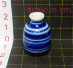 LCV7 (vase with designs)