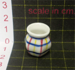 LCV8 (vase with designs)