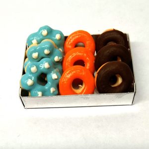 DNA11 (Donuts in metal tray)