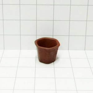 PLTH1 (ceramic planter)