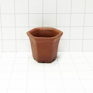PLTH4 (ceramic planter)