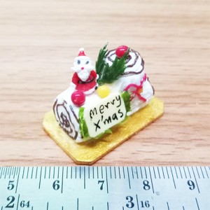 YLC8 (mini yule log cake)